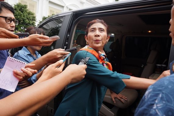 Lagi-lagi Bu Susi Dipuji Jokowi - JPNN.COM