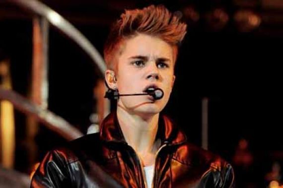 Nakal Ih! Justin Bieber Bawa 4 Cewek ke Hotel - JPNN.COM