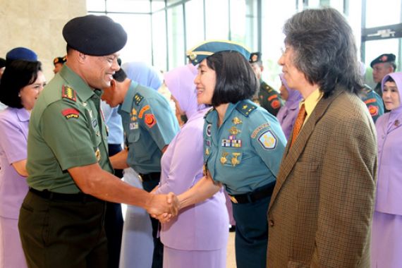 Proficiat: 17 Perwira Tinggi TNI Naik Pangkat - JPNN.COM