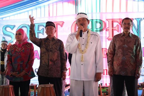 Keren, Pasar Induk Modern Cikopo dengan Banyak Fasilitas Mulai Beroperasi - JPNN.COM