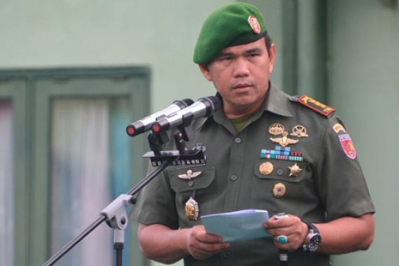 TNI AD dan TNI AL Siaga - JPNN.COM