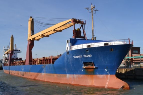 Enam ABK Korban Tabrakan Dua Kapal Di Belakangpadang Belum Ditemukan - JPNN.COM
