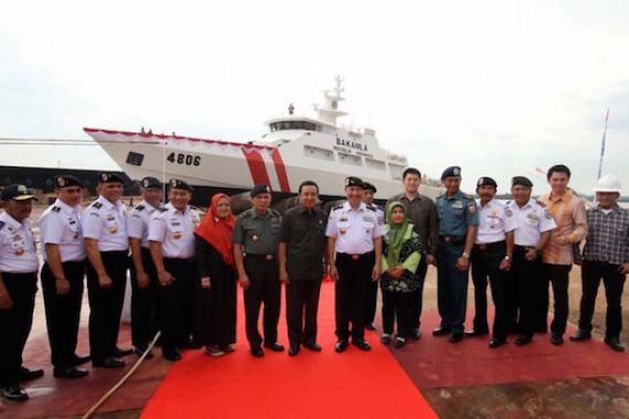 Keren, Tiga Kapal Patroli Bakamla Berteknologi Tinggi Diluncurkan - JPNN.COM