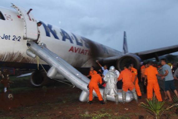 Kalstar Tanggung Jawab Atas Insiden di Bandara Kupang - JPNN.COM