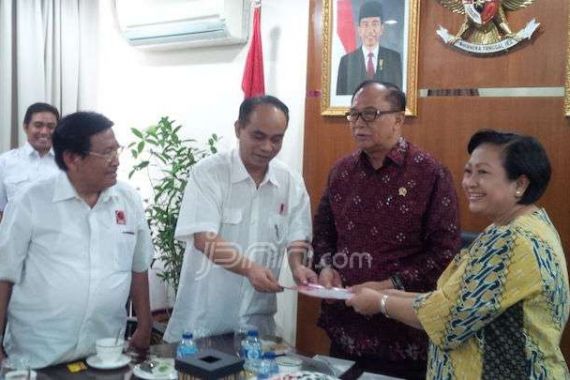 Teman Sekolah Jokowi Bakal jadi Menteri? Gantikan Siapa? - JPNN.COM
