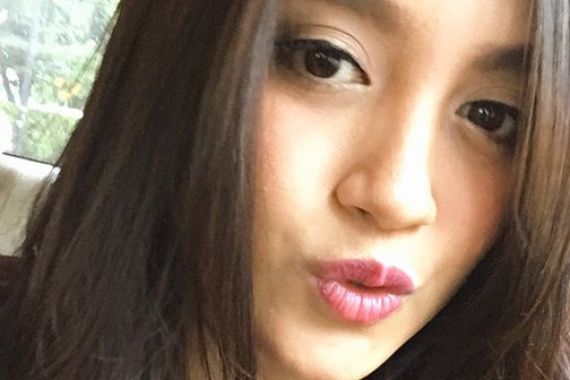 Waduh, Nabilah JKT48: Panas Banget, Apa Perasaan Aku Aja? - JPNN.COM