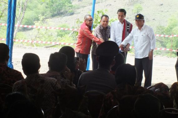 Jokowi Membawa Rezeki di Perbatasan RI-Timor Leste - JPNN.COM