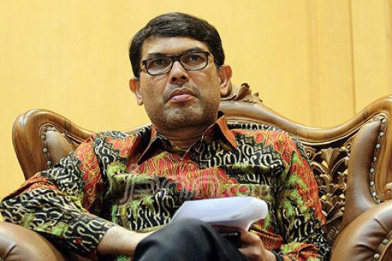 DPR: Ungkap Pelaku Pembuatan Terompet dari Bahan Sampul Alquran - JPNN.COM