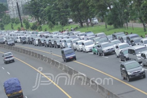 Sistem Buka-Tutup Jalur Puncak - JPNN.COM