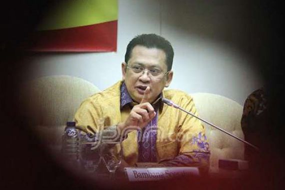 Mau Digusur Dari Sekretaris Fraksi Golkar, Bamsoet Malah Senang - JPNN.COM