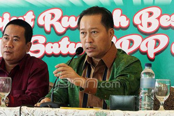 PPP Pimpinan Djan Faridz Dinilai Sah, Rommy Dituding Gagal Paham Hukum - JPNN.COM