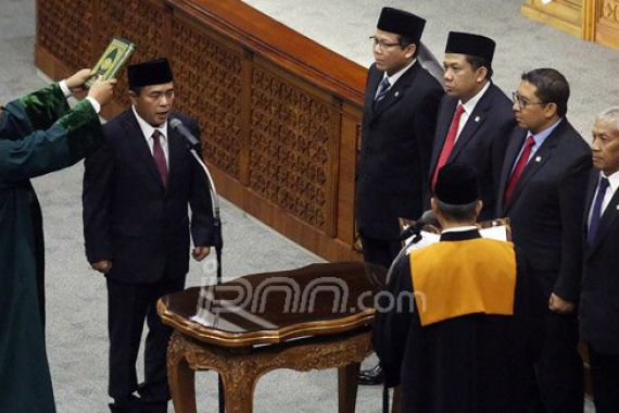 Ini Pidato Perdana Akom Sebagai Ketua DPR - JPNN.COM