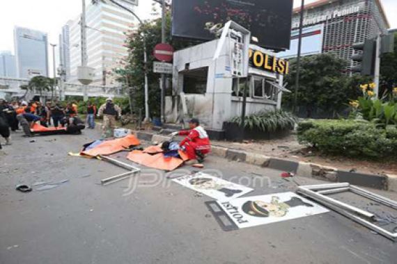 2 WNA Korban Bom Sarinah Dirawat di Singapura - JPNN.COM