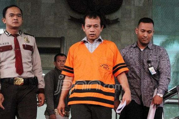 Terima Suap Gatot, Hakim PTUN Medan Diganjar Dua Tahun Penjara - JPNN.COM