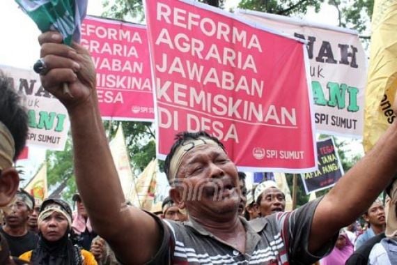 Perhatian! Ini Kritikan Keras dari Seknas Jokowi Buat Menteri Baldan - JPNN.COM