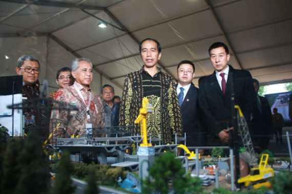 Buruan Klik! Cerita Jokowi tentang Proyek Kereta Cepat - JPNN.COM