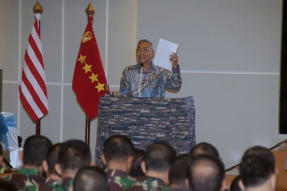 Try Sutrisno: TNI Selalu Mampu Melaksanakan Tugasnya - JPNN.COM