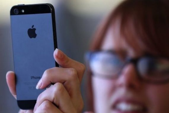 Penggemar Apple Bersiaplah, Maret iPhone Kecil Diluncurkan - JPNN.COM
