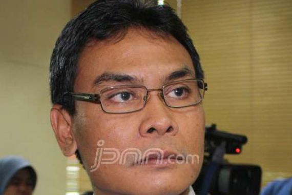 Johan Budi Pastikan Revisi UU Hanya untuk Perkuat KPK - JPNN.COM