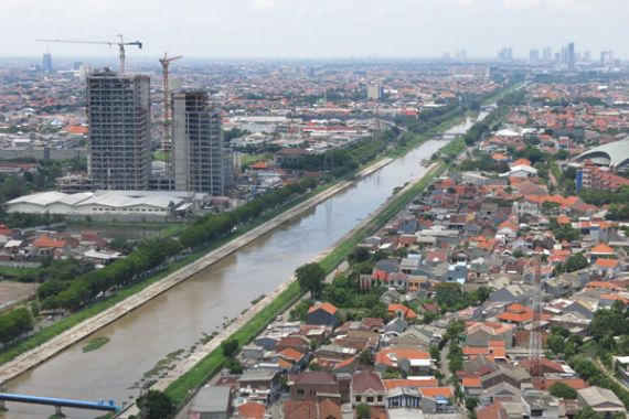 Dilelang! Rp 10 M buat Foto Udara Kota Surabaya - JPNN.COM