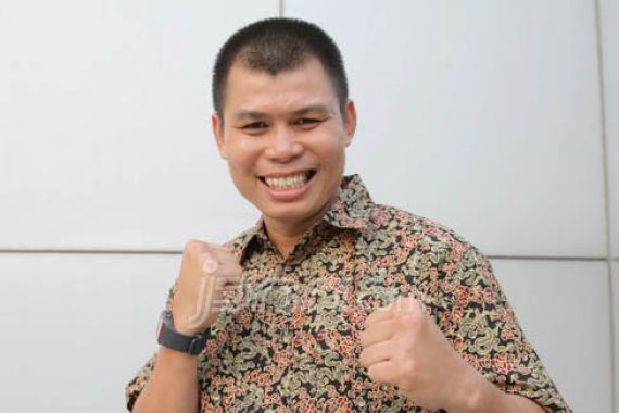 Hahahaa...Chris John Bisa Masuk Kelas Super Welter - JPNN.COM