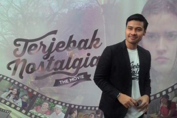 Kebanyakan Film, Chicco Jerikho Sering Lupa Diri - JPNN.COM