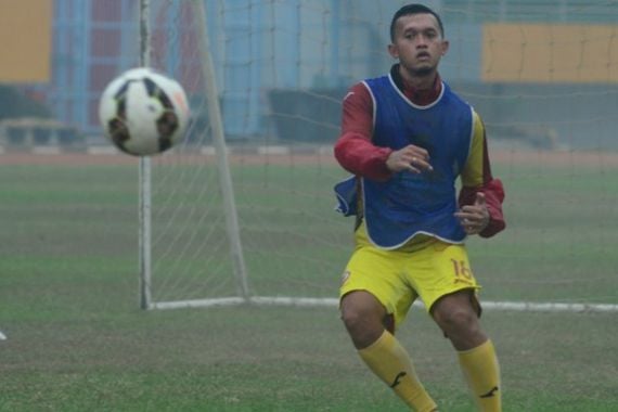 Kok Stoper Jangkung Sriwijaya FC tak Ikut Latihan? - JPNN.COM