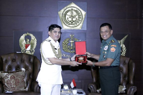KSAL Brunei Darussalam Kunjungi Mabes TNI - JPNN.COM
