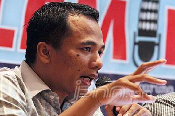 Politikus PPP: Pak Jokowi, Dengarlah Jeritan Honorer K2 - JPNN.COM