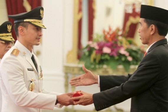 Gubernur Ganteng Merasa Dekat dengan Jokowi - JPNN.COM