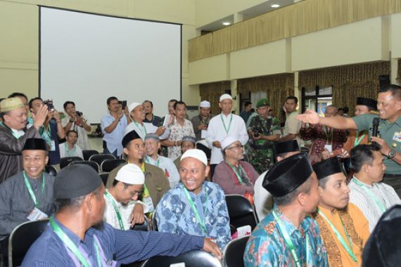 SIMAK: Pesan Panglima TNI Saat Munas Ikatan Da'i Indonesia - JPNN.COM