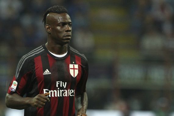 Pelatih AC Milan Kapok Mainkan Balotelli Lagi - JPNN.COM