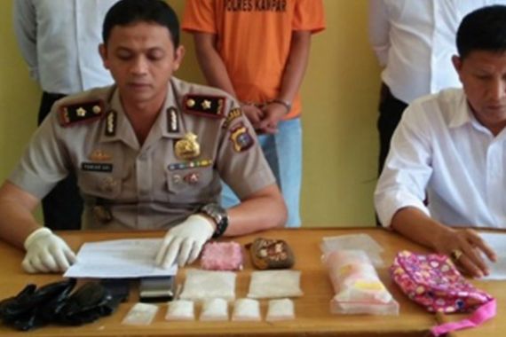 HEBOH: Wakapolres Ganteng Meninggal Saat Pelatihan Revolusi Mental - JPNN.COM