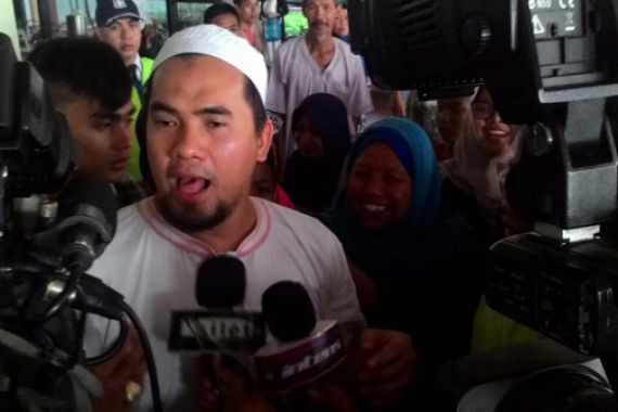 Pertemuan Antara Saipul dan DS, Berawal dari Lirikan Mata - JPNN.COM