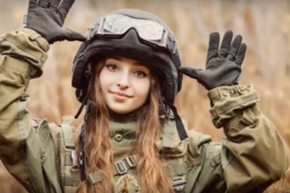 Oh Cantiknya Elena..Wanita Rusia dengan Senjata dan Pisau - JPNN.COM