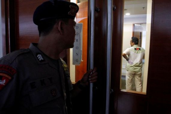 Kronologis Tiga Anggota KPK Ditangkap Polisi - JPNN.COM