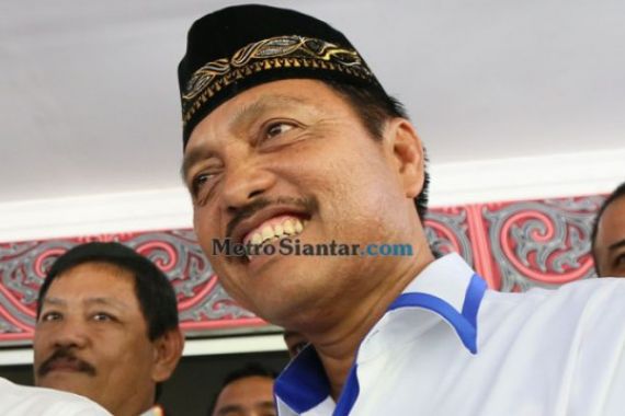 Mendagri Hanya Terbitkan SK Bupati Simalungun - JPNN.COM