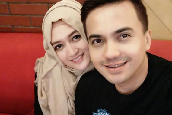 Ini Penyebab Cerainya Sahrul Gunawan dan Indri - JPNN.COM