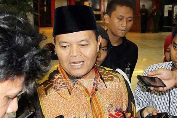 Wakil Ketua MPR: Ayo ke Tempat Ibadah, Jauhi Narkoba dan LGBT - JPNN.COM