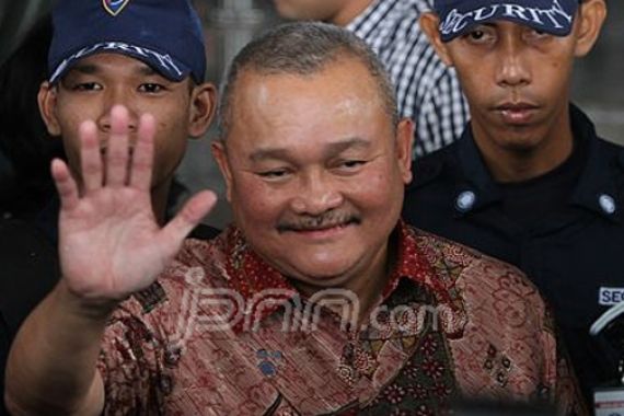 Tumben, Alex Noerdin Bungkam di KPK - JPNN.COM