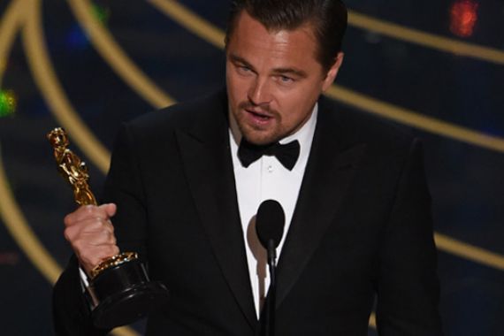 Setelah Menang Oscars, Leonardo Lakukan Dua Hal Ini - JPNN.COM