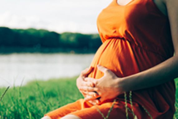 Kisah Langka Ibu Muda Hamil Kembar Empat - JPNN.COM
