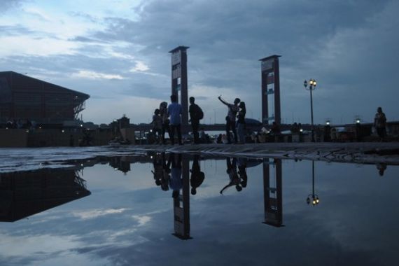 Keren! Turis dari 12 Negara Bakal Saksikan GMT dari Jembatan Ampera - JPNN.COM