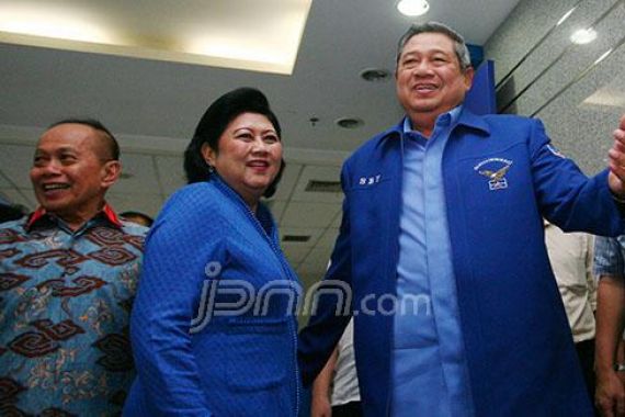 10 Tahun Dampingi SBY, Bu Ani Dianggap Layak Nyapres - JPNN.COM