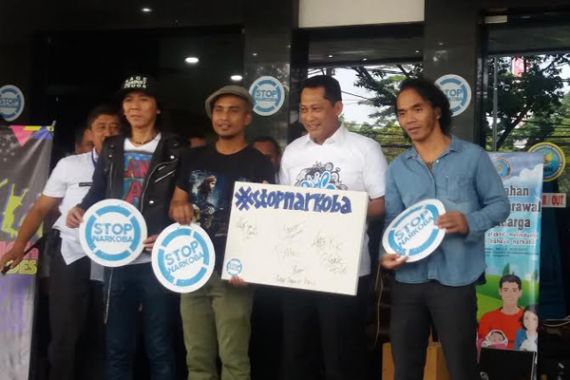 Slank Siapkan Album Istimewa buat BNN - JPNN.COM