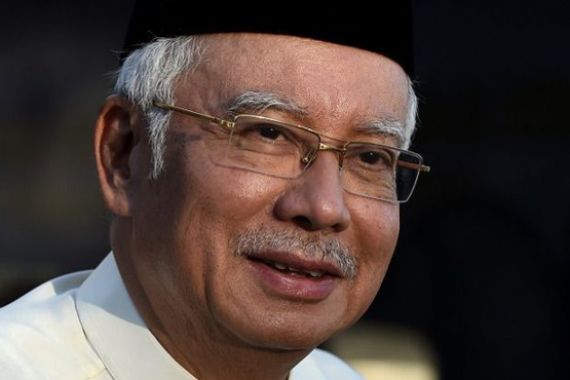 Pertahanan Goyah, PM Najib Resah - JPNN.COM