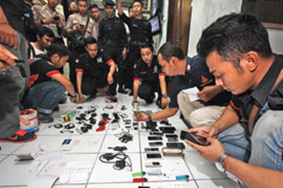 Razia Rutan di Surabaya, 9 Tahanan Positif Narkoba - JPNN.COM