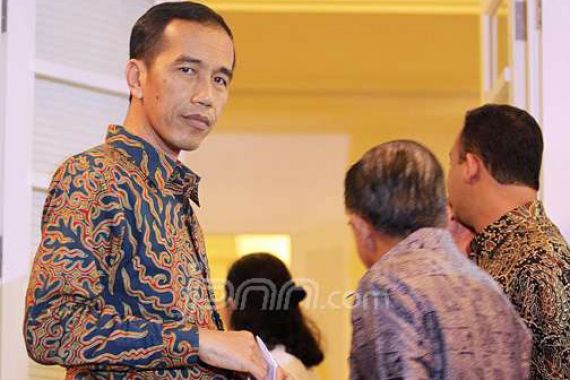 Pak Jokowi, DPR Tunggu Usulan Revisi UU LLAJ - JPNN.COM
