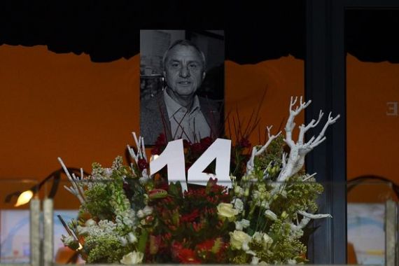 Video Indahnya Penghormatan Buat Cruyff - JPNN.COM