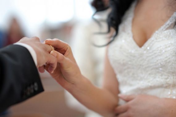 Pernikahan Dini Picu Tingginya Angka Kematian Ibu - JPNN.COM